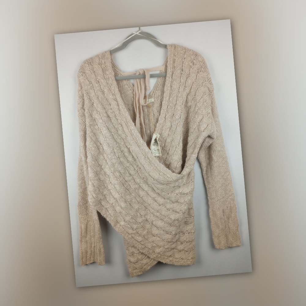NWT Easel Medium Cable Knit Wrap Sweater
